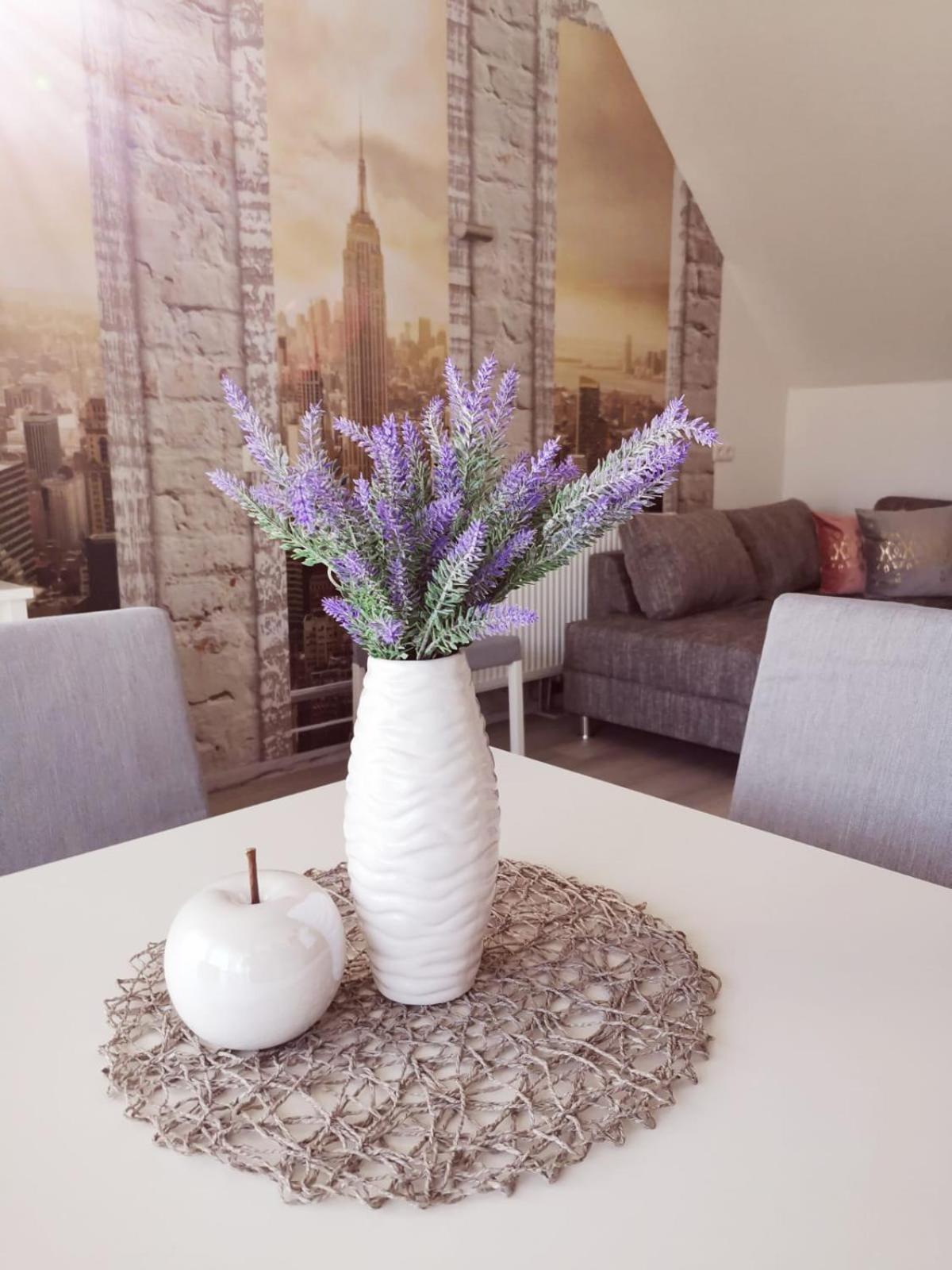 Ferienwohnung Lavanda Rust Bagian luar foto